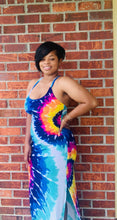 Load image into Gallery viewer, Back To 60’s Maxi Dress
